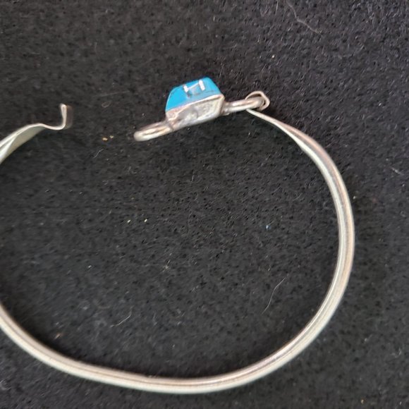 Sterling Silver Turquoise woman's Bracelet. Beauti - Picture 3 of 3